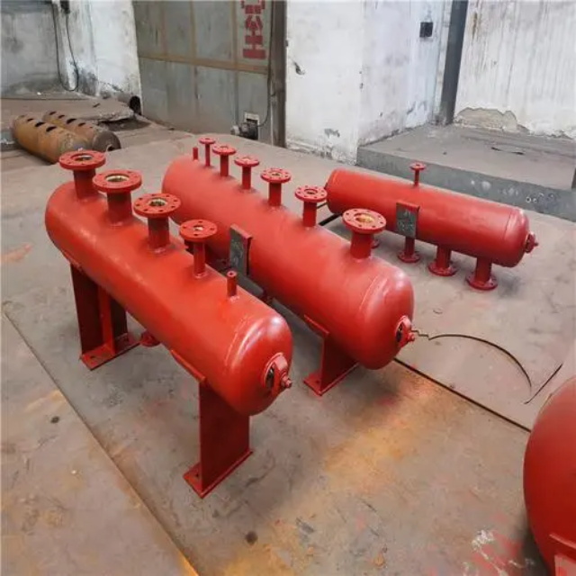 双城分集水器安装高度
